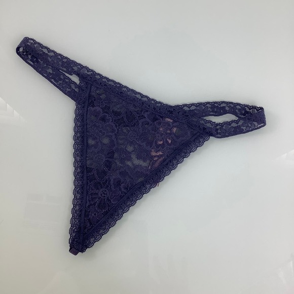 Victoria’s Secret V-String Thong Panties size Medium NWT - Picture 7 of 8